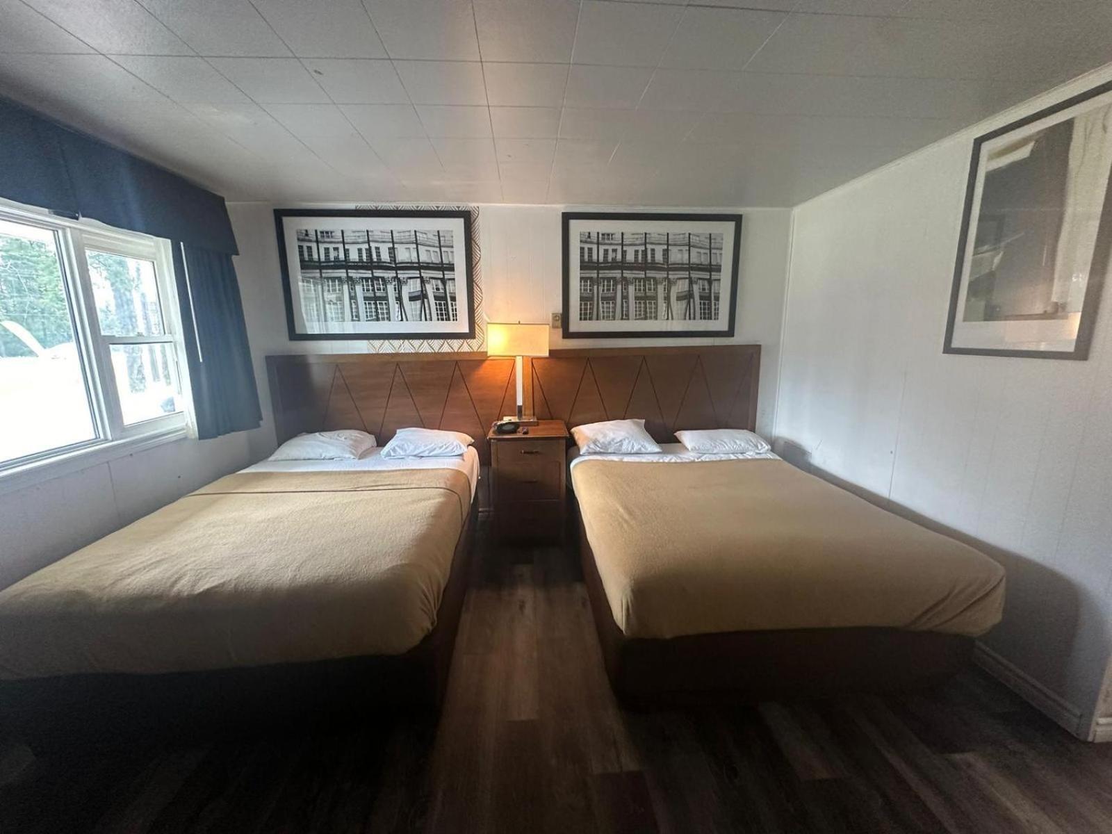 Pine Ridge Motel Timmins Extérieur photo