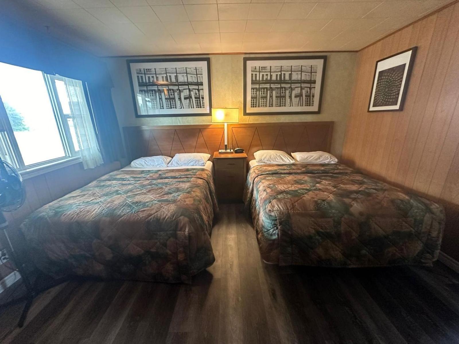 Pine Ridge Motel Timmins Extérieur photo