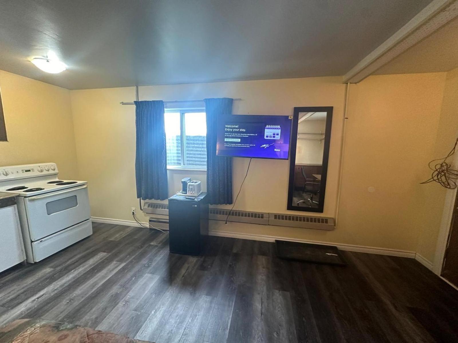 Pine Ridge Motel Timmins Extérieur photo