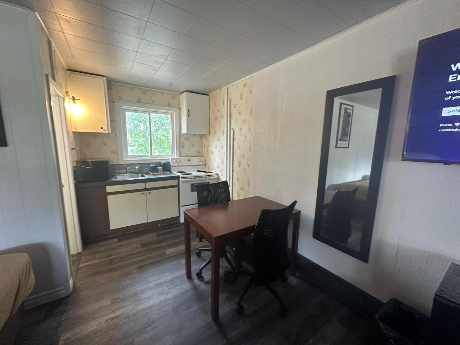 Pine Ridge Motel Timmins Extérieur photo