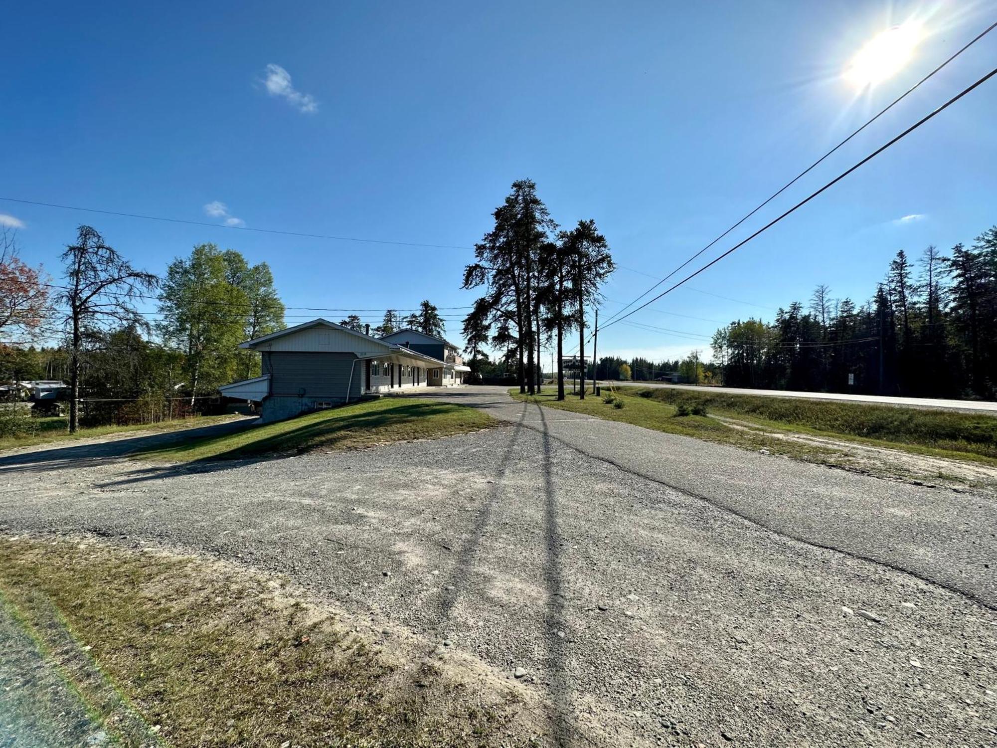 Pine Ridge Motel Timmins Extérieur photo