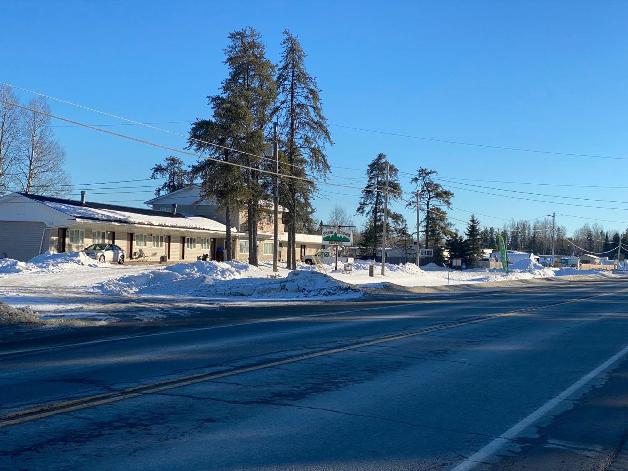 Pine Ridge Motel Timmins Extérieur photo